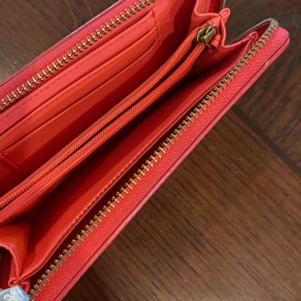 Fossil Rfid Zip Around Clutch Wallet - image 3